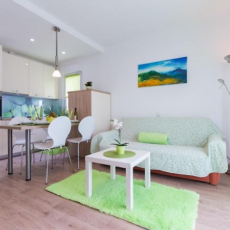 Apartment Close To Krk Town Centre Buitenkant foto