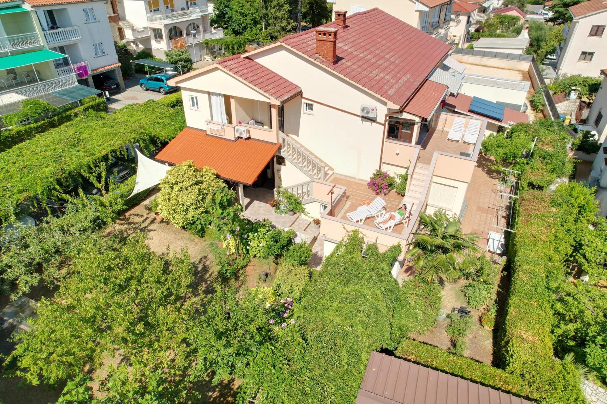 Apartment Close To Krk Town Centre Buitenkant foto